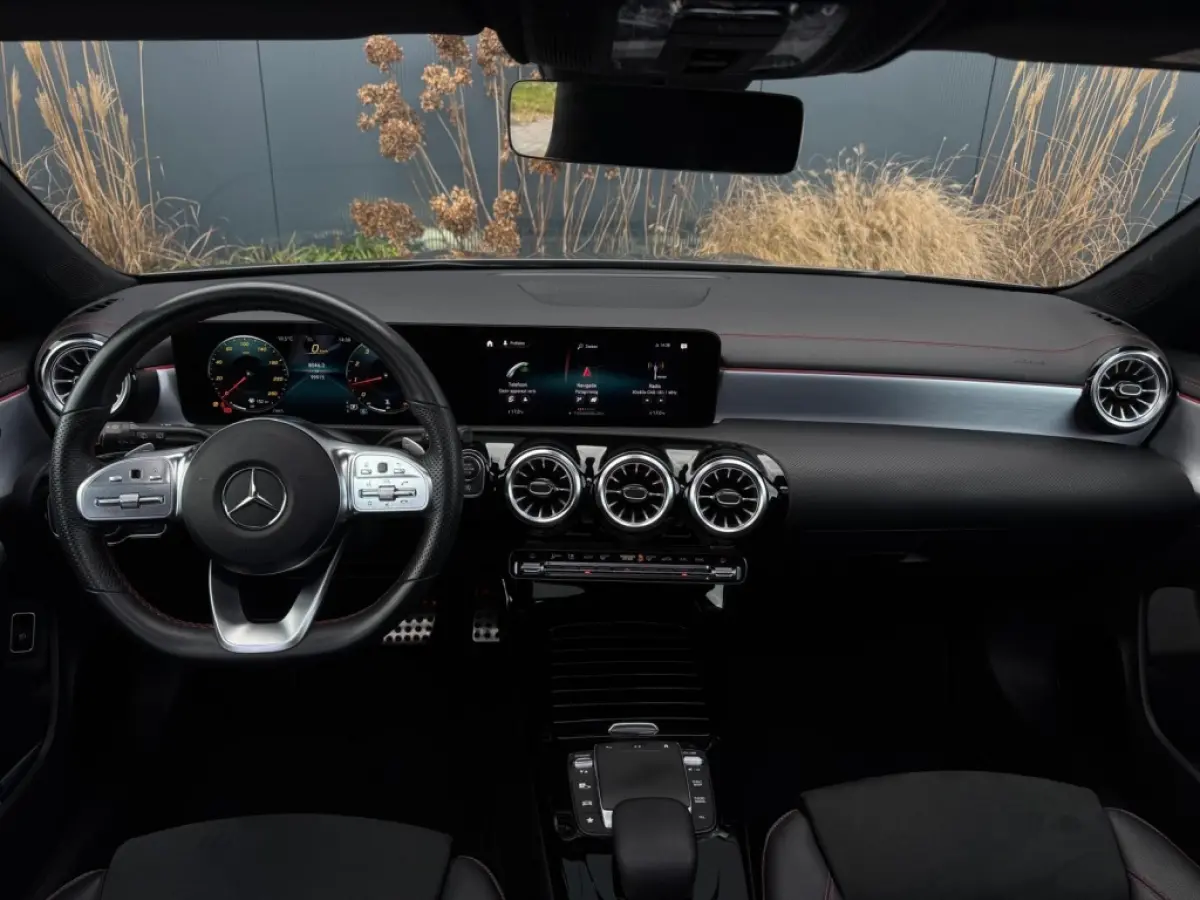 180 Bns Sol. AMG FULL PANO SFEER NAVI CAMERA
