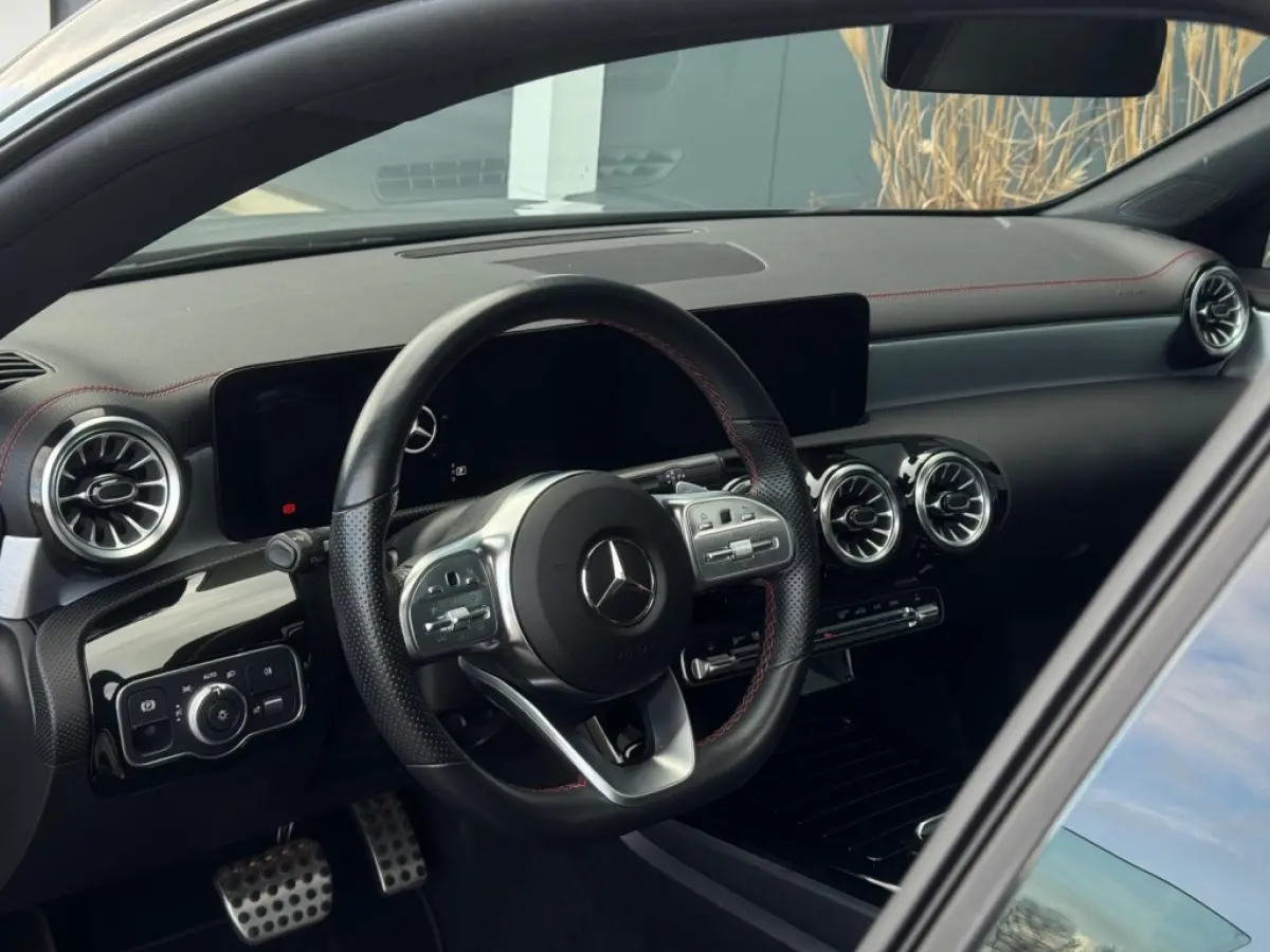 180 Bns Sol. AMG FULL PANO SFEER NAVI CAMERA