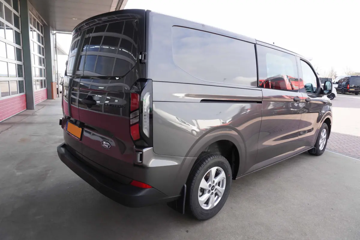 320L 2.0 TDCI 150PK L2H1 Trend Dubbelcabine LM velgen Nr. V022 | Airco | Cruise | Camera | Apple CP-Android auto