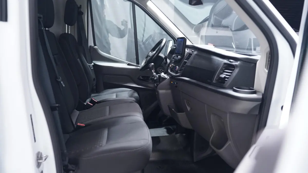 2.0 TDCI 130 pk L4H3 Trend Navi, Camera, Airco Cruise control, DAB+, Laadruimte Pakket, PDC V+A, 3-Zits