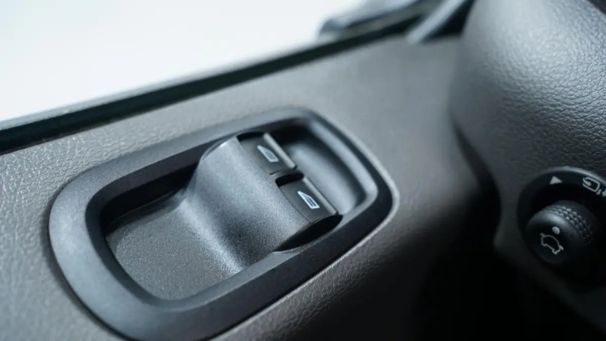 2.0 TDCI 130 pk L4H3 Trend Navi, Camera, Airco Cruise control, DAB+, Laadruimte Pakket, PDC V+A, 3-Zits