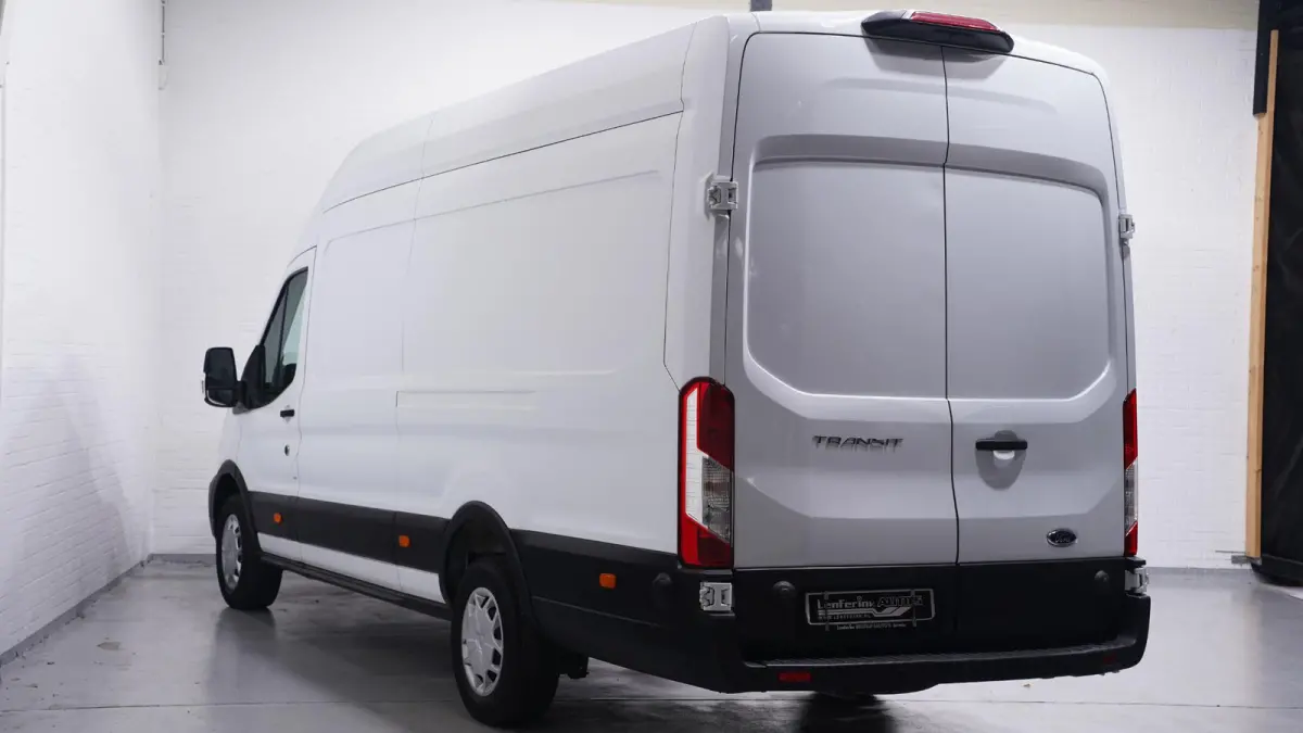 2.0 TDCI 130 pk L4H3 Trend Navi, Camera, Airco Cruise control, DAB+, Laadruimte Pakket, PDC V+A, 3-Zits