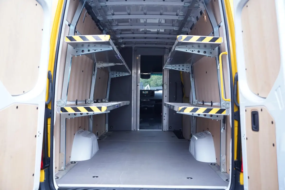 317 CDI 170 pk L3H2 DHL Uitvoering, Navi, Camera Opstap achter, 270 Graden Deuren, Laadruimte Pakket, 2-Zits