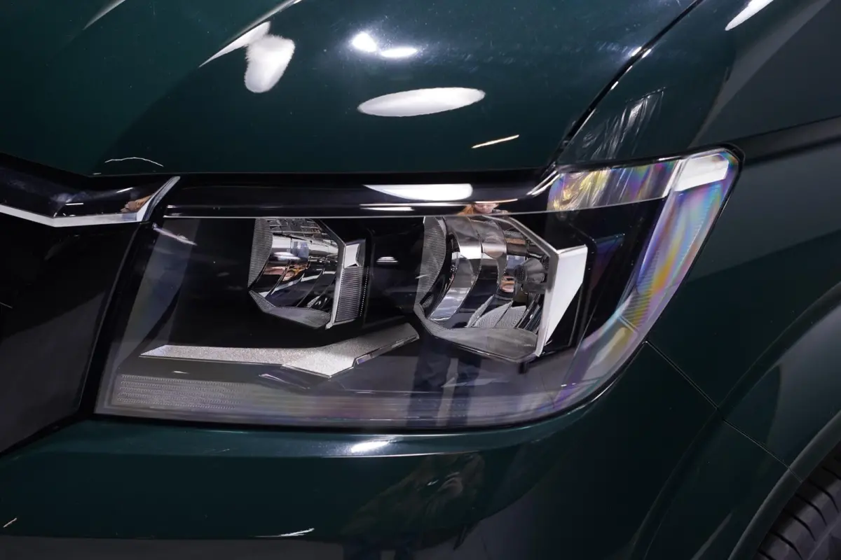 2.0 TDI 140 pk L3 Pick Up / Open Laadbak Airco Apple Carplay, Cruise Control, LxBxH 345x203x40 cm, 2-Zits