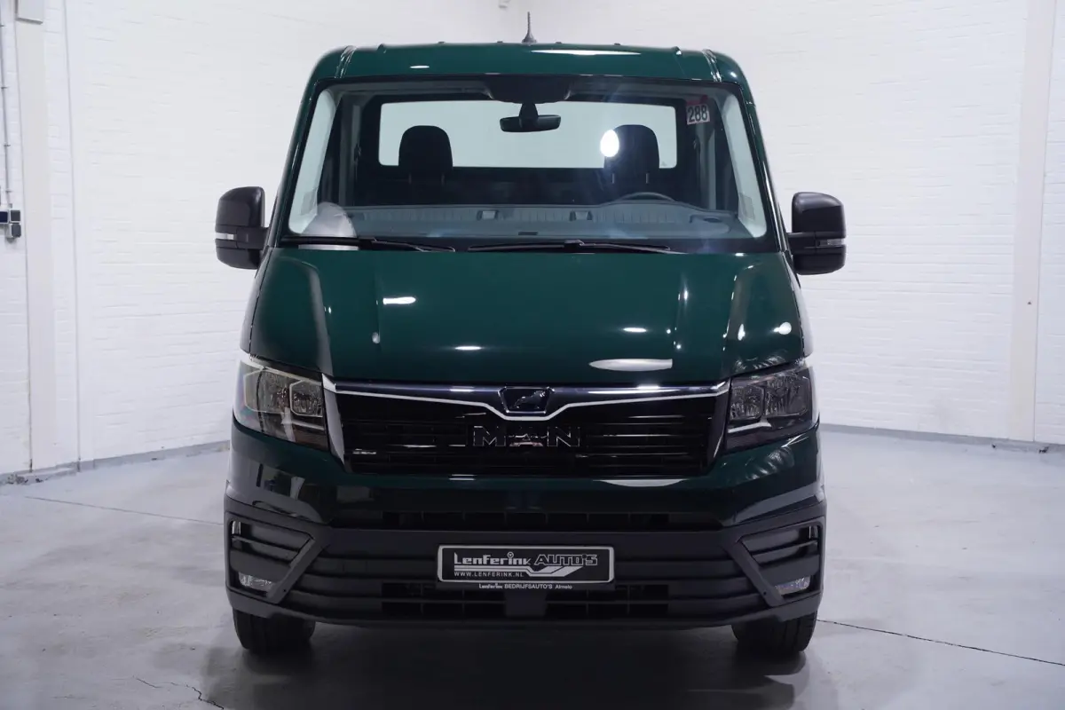 2.0 TDI 140 pk L3 Pick Up / Open Laadbak Airco Apple Carplay, Cruise Control, LxBxH 345x203x40 cm, 2-Zits