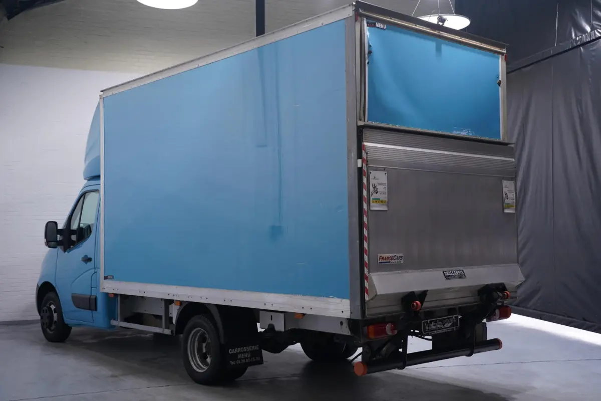 2.3 DCi 130 pk Bakwagen met Laadklep Dubbel Lucht Airco, Cruise control, Dakspoiler LxBxH 425x207x230 cm, 20m3