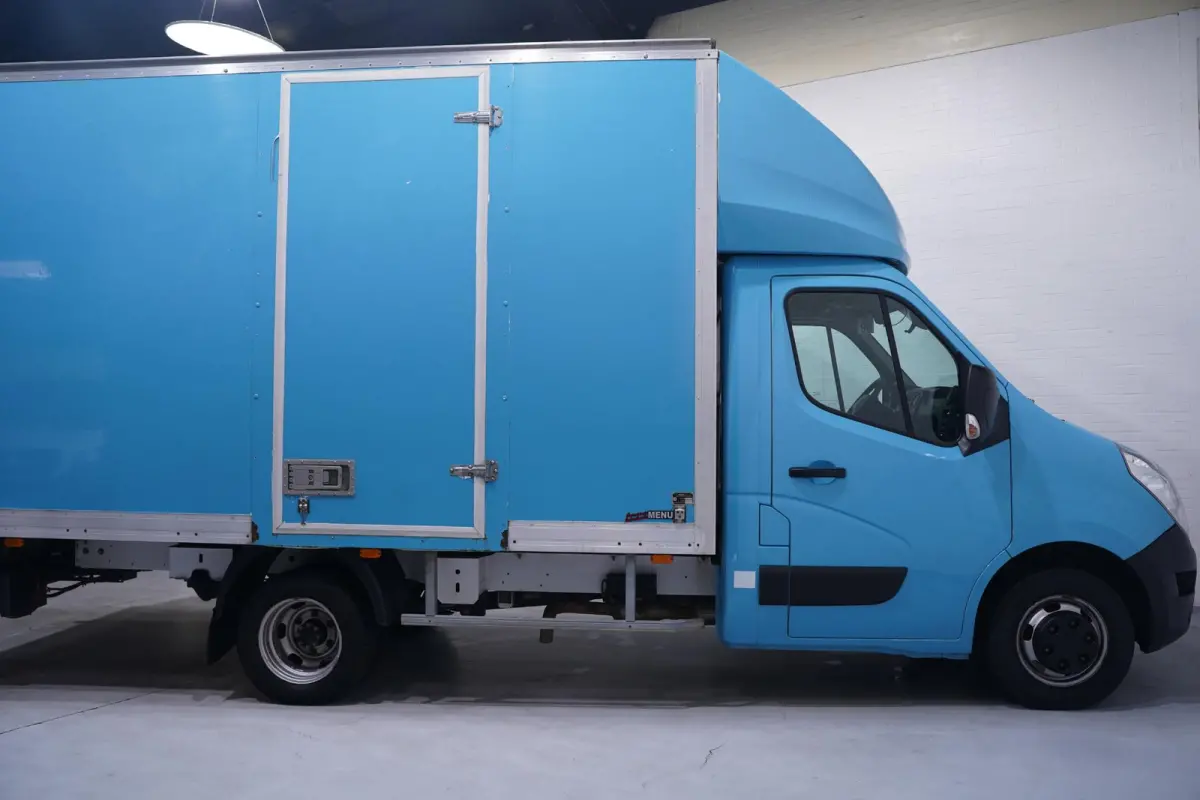 2.3 DCi 130 pk Bakwagen met Laadklep Dubbel Lucht Airco, Cruise control, Dakspoiler LxBxH 425x207x230 cm, 20m3