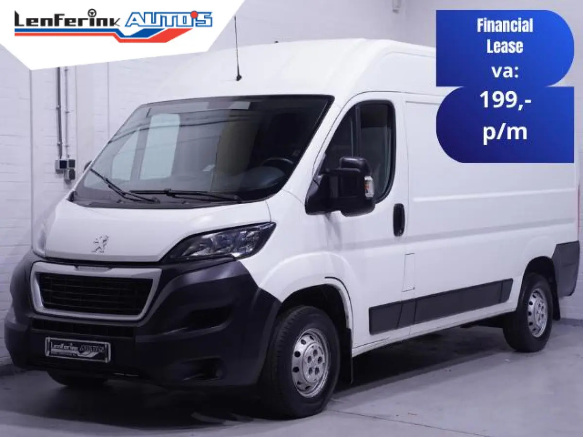 2.2 BlueHDi 140 pk L2H2 Premium Navi, Camera Laadruimte Pakket, Trekhaak 2.500 kg, 3-Zits