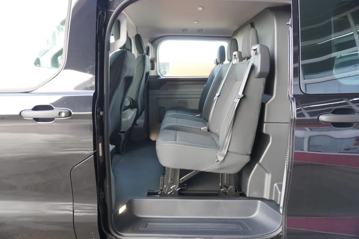 320L 2.0 TDCI 150PK L2H1 Trend Dubbelcabine Schuifdeur L/R Nr. V136 | Airco | Cruise | Navi | Camera | 17"LM velgen