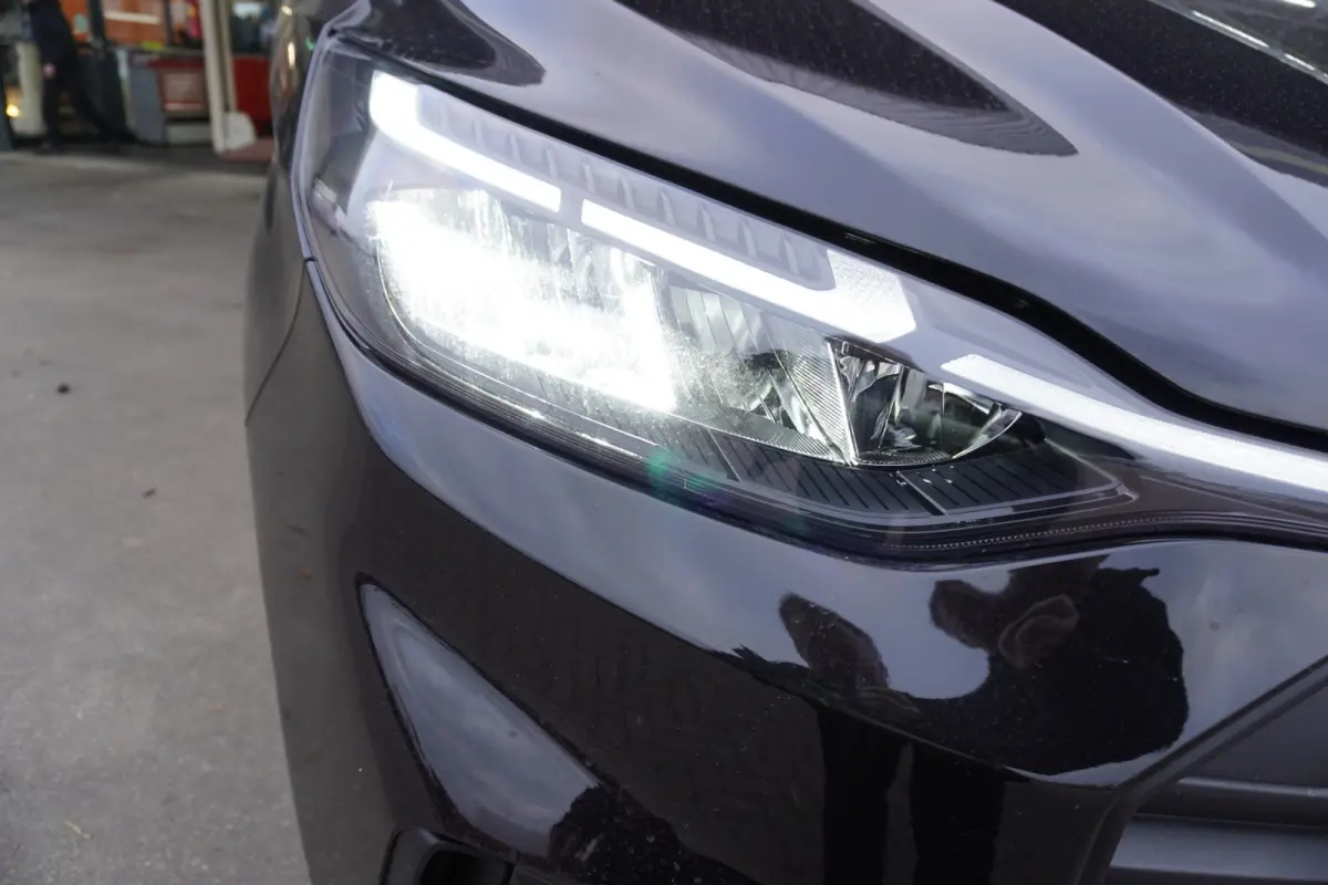 320L 2.0 TDCI 150PK L2H1 Trend Dubbelcabine Schuifdeur L/R Nr. V136 | Airco | Cruise | Navi | Camera | 17"LM velgen