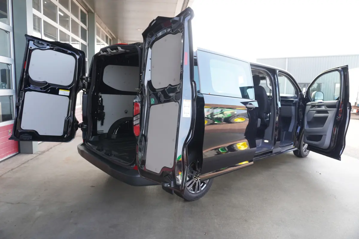 320L 2.0 TDCI 150PK L2H1 Trend Dubbelcabine Schuifdeur L/R Nr. V136 | Airco | Cruise | Navi | Camera | 17"LM velgen