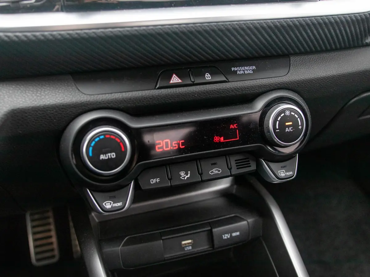 1.0 T-GDi MHEV GT-Line | LED | Clima | Cruise | Stoel -/Stuurverwarming | Navi