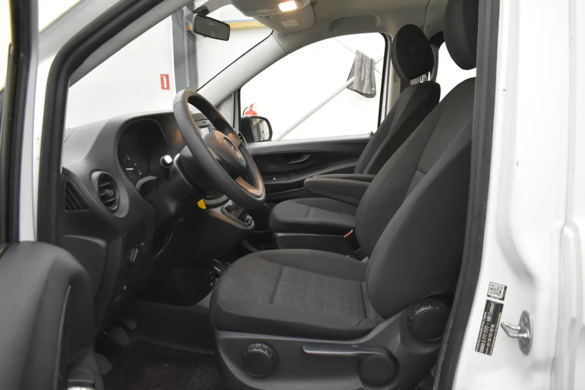 109 BlueTEC XL L3 9 Personen Airco BPM-Vrij