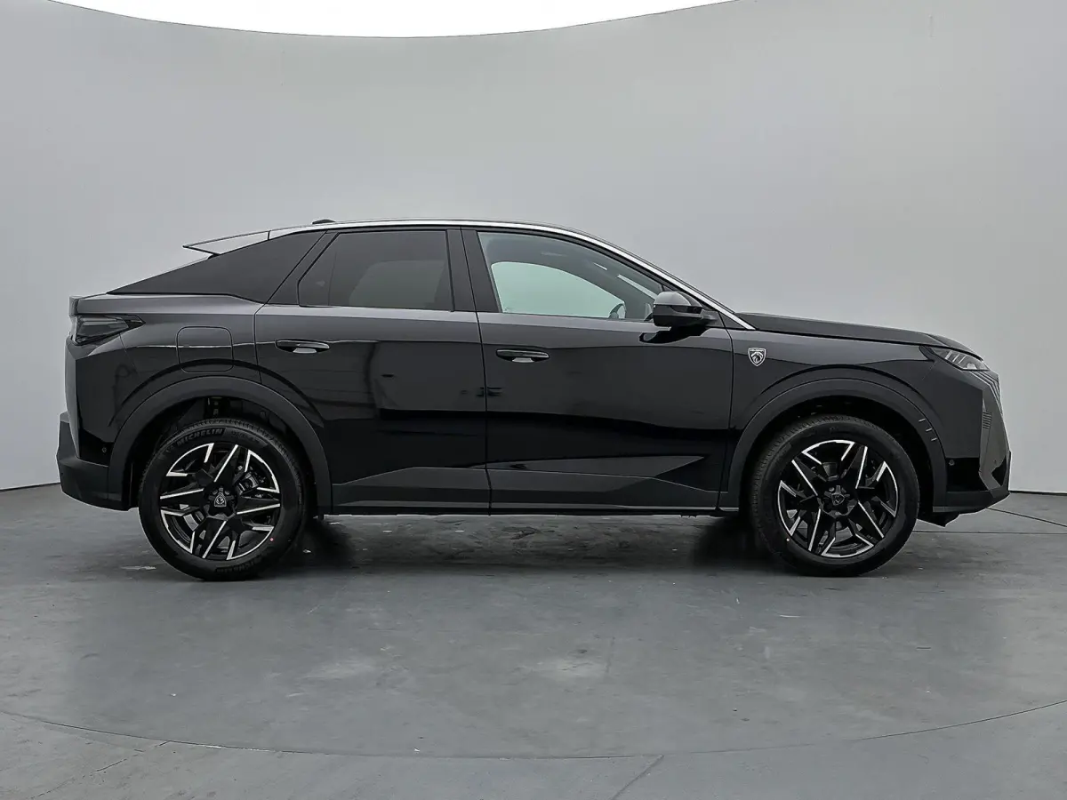 SUV GT Hybride 145pk Automaat | Navigatie | Rondomzicht Camera | Voorstoelen Verwarmd | Matrix LED Koplampen | Keyless Entry/Start | Dodehoek Detectie | Elektrische Achterklep met Sensor | A