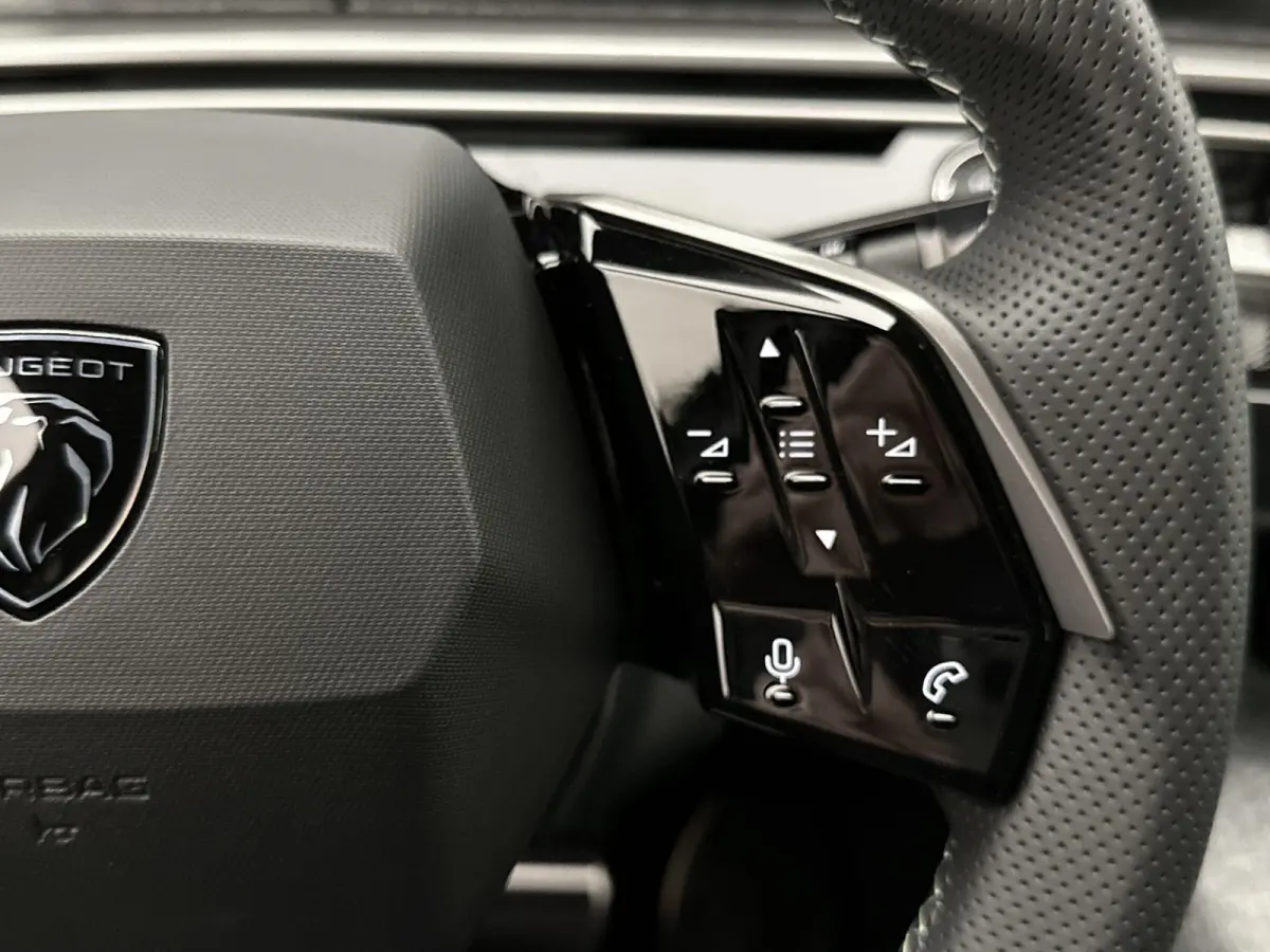 SUV GT Hybride 145pk Automaat | Navigatie | Rondomzicht Camera | Voorstoelen Verwarmd | Matrix LED Koplampen | Keyless Entry/Start | Dodehoek Detectie | Elektrische Achterklep met Sensor | A