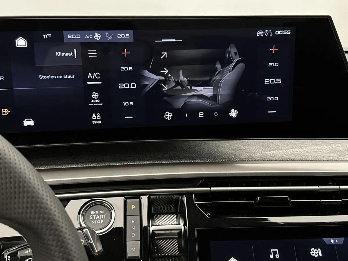 SUV GT Hybride 145pk Automaat | Navigatie | Rondomzicht Camera | Voorstoelen Verwarmd | Matrix LED Koplampen | Keyless Entry/Start | Dodehoek Detectie | Elektrische Achterklep met Sensor | A