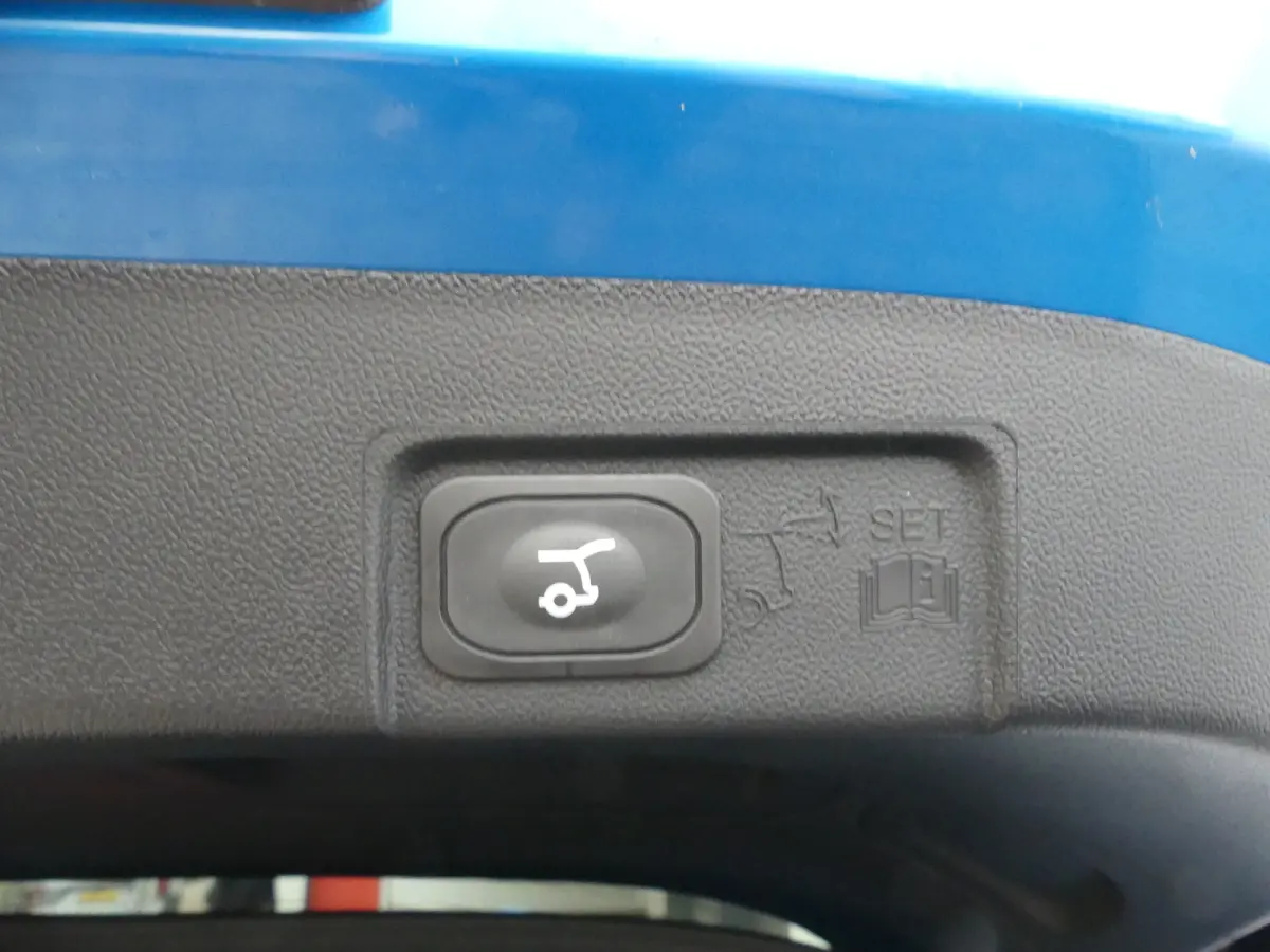 1.0 EcoBoost ST-Line X | Achteruitrijcamera | Bestuurdersstoel in hoogte verstelbaar | Cruise control