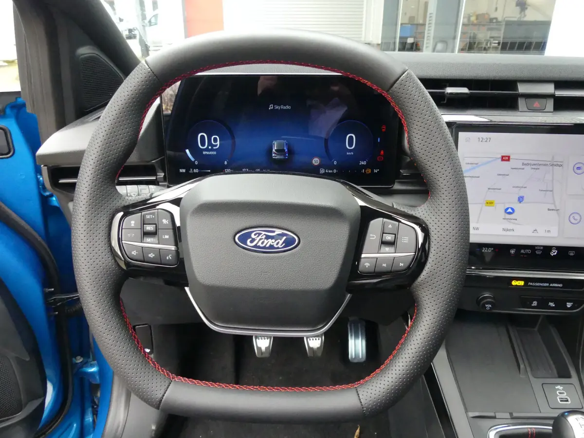 1.0 EcoBoost ST-Line X | Achteruitrijcamera | Bestuurdersstoel in hoogte verstelbaar | Cruise control