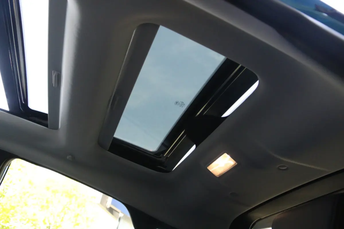Premium 44 kWh | Audio installatie premium | Cruise control adaptief | Elektrisch bedienbare achterklep