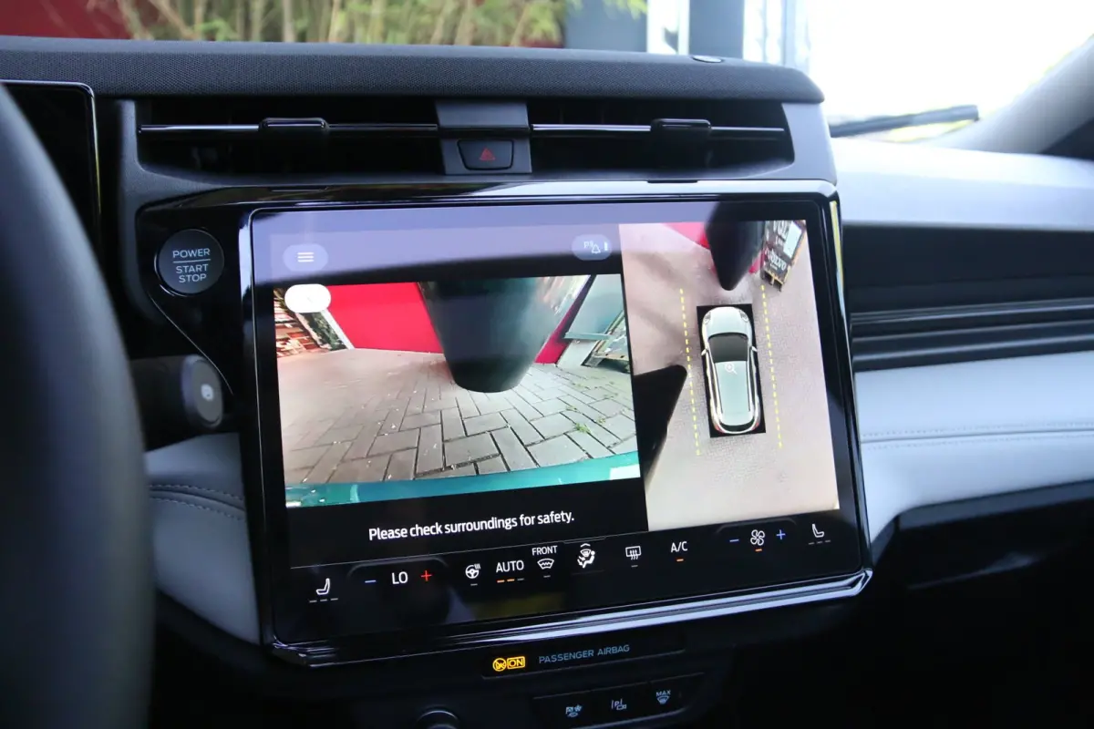 Premium 44 kWh | Audio installatie premium | Cruise control adaptief | Elektrisch bedienbare achterklep