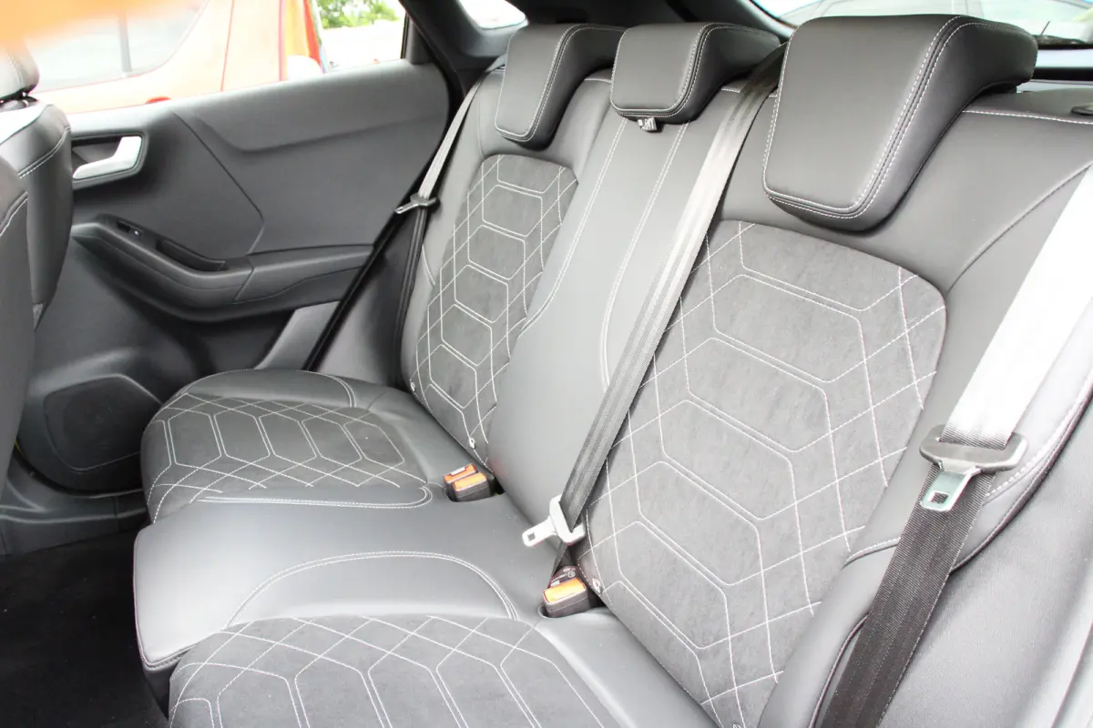 PREMIUM 44kWh | PANO DAK | 19''LMV | DRIVER ASSIST PACK | WINTERPACK |