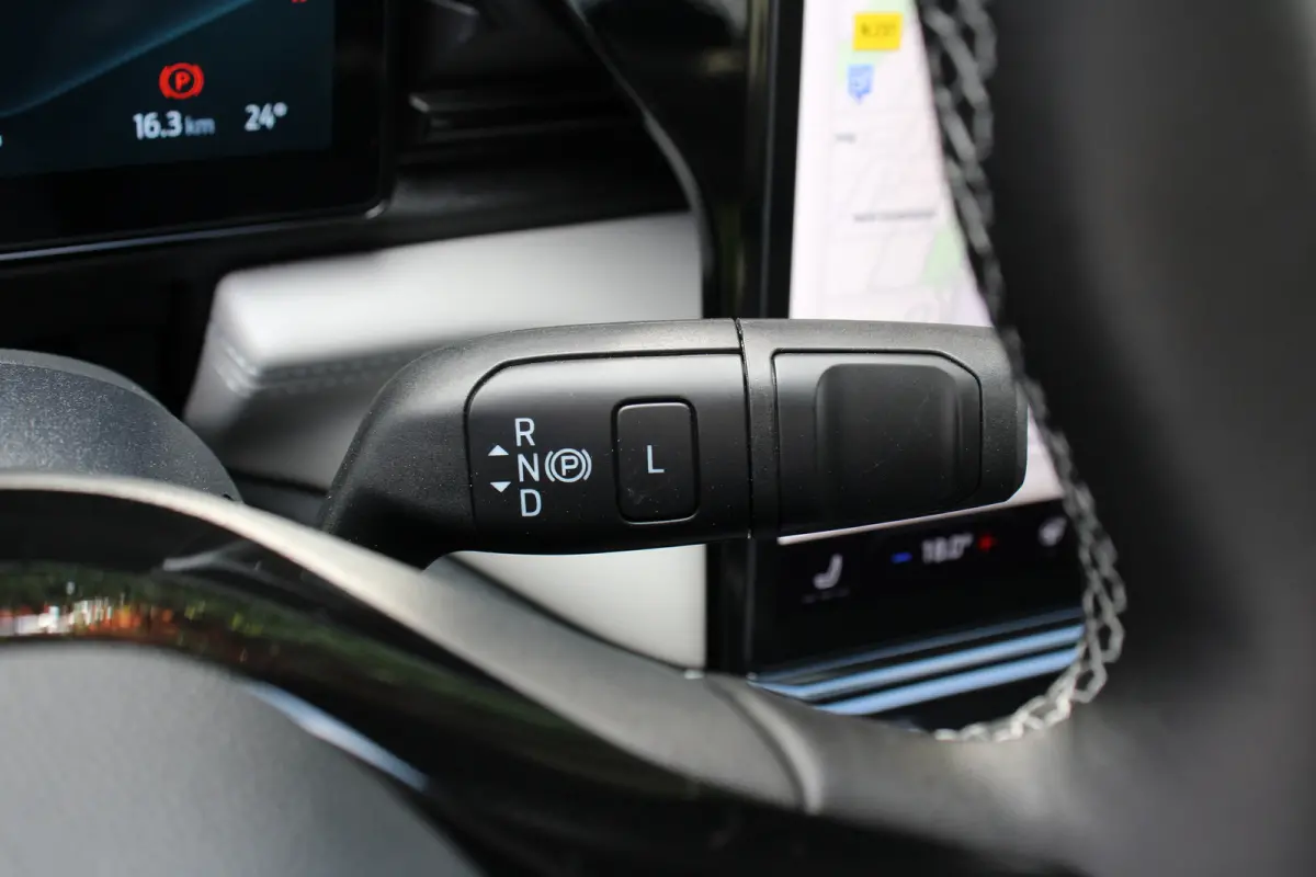 PREMIUM 44kWh | PANO DAK | 19''LMV | DRIVER ASSIST PACK | WINTERPACK |