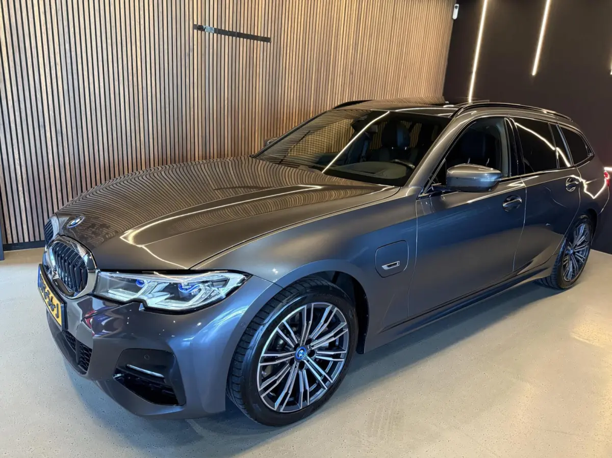 330e xDrive High Executive