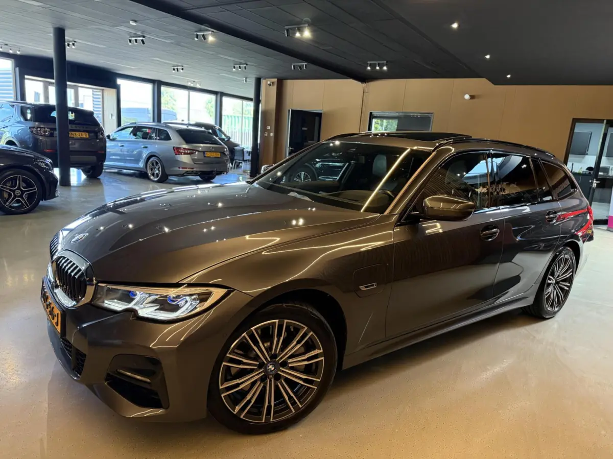 330e xDrive High Executive