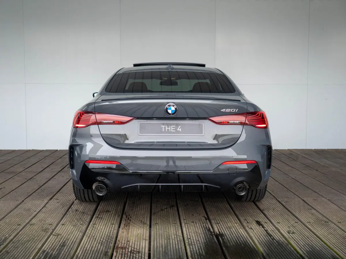 420i | M Sportpakket Pro | Innovation Pack | Comfort Pack | Showroom Selection