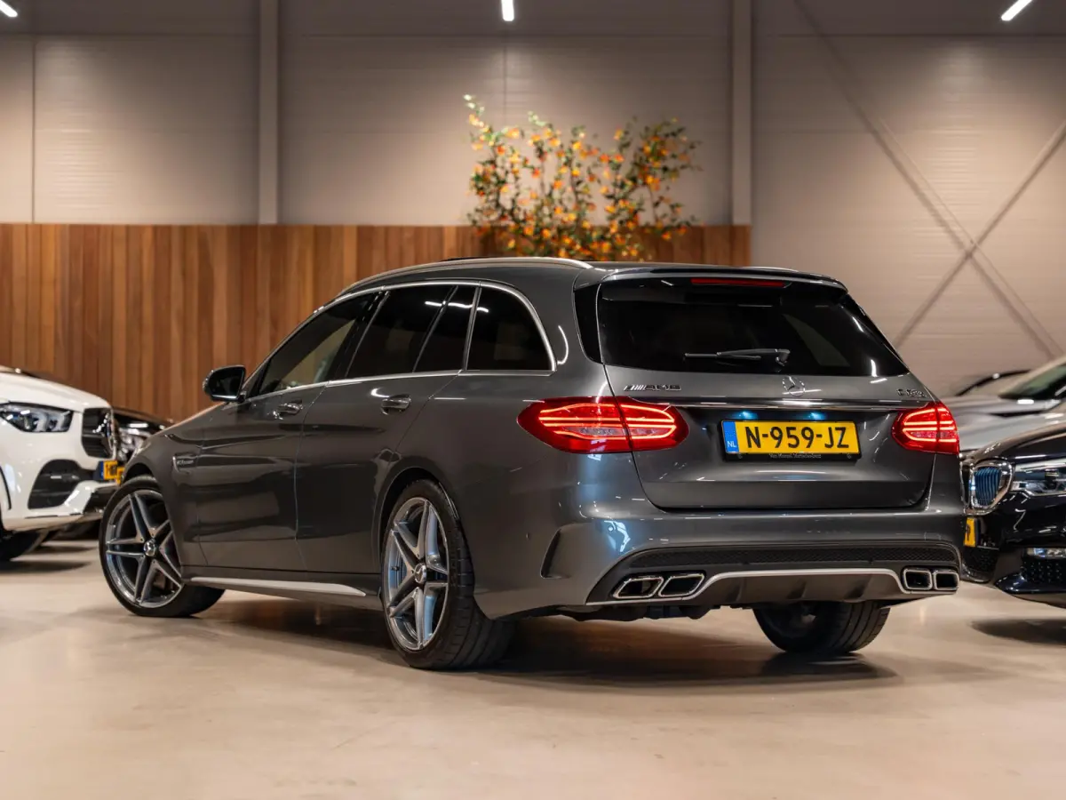 AMG C63 S 510PK, Stufe 2, Pano, 360 Camera, Command, Ambiënte Light, Cruise, PDC, Dealer Onderhouden