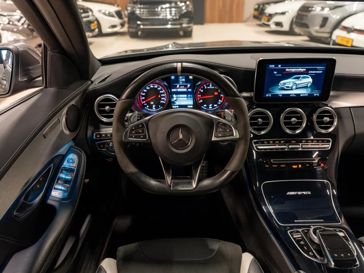 AMG C63 S 510PK, Stufe 2, Pano, 360 Camera, Command, Ambiënte Light, Cruise, PDC, Dealer Onderhouden