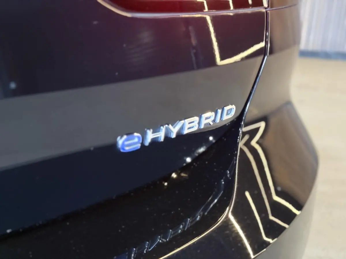 1.4 TSI eHybrid R-Line Business+12MND GARN