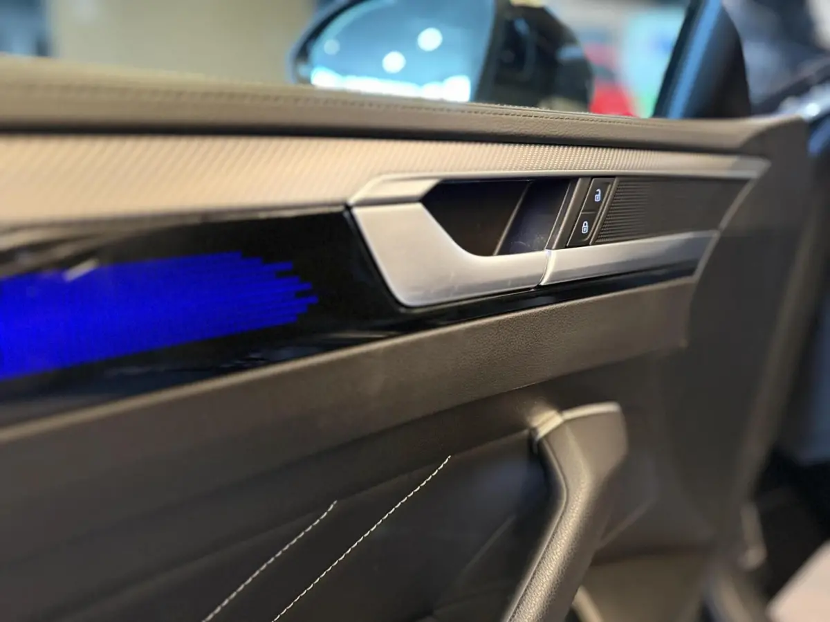 1.4 TSI eHybrid R-Line Business+12MND GARN
