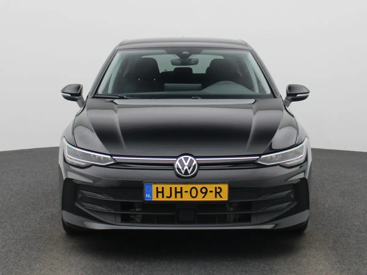 1.5 eHybrid Life Edition | Automaat | Navigatie | Draadloze Apple carplay | Climate control | Stuur- en Stoelverwarming | Achteruitrij Camera | Park Assist |