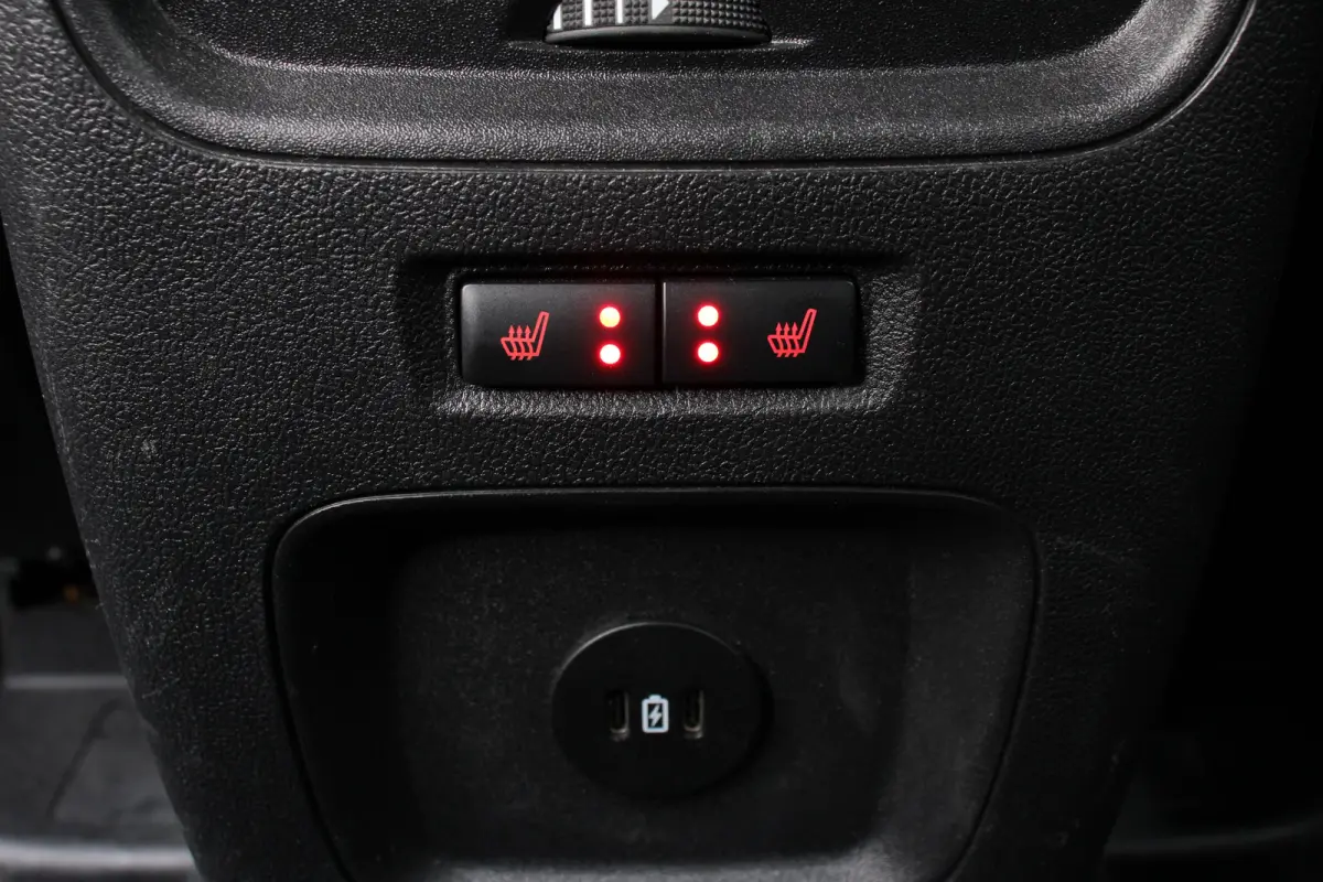 2.5 PHEV ST-Line | NL-AUTO! | 1 EIGENAAR! | WINTERPACK | CAMERA | APPLE CARPLAY & ANDROID AUTO | STANDKACHEL | NAVI | CLIMA | CRUISE | PARK SENS V+A | DEALER OH! | PRACHTIGE STAAT!
