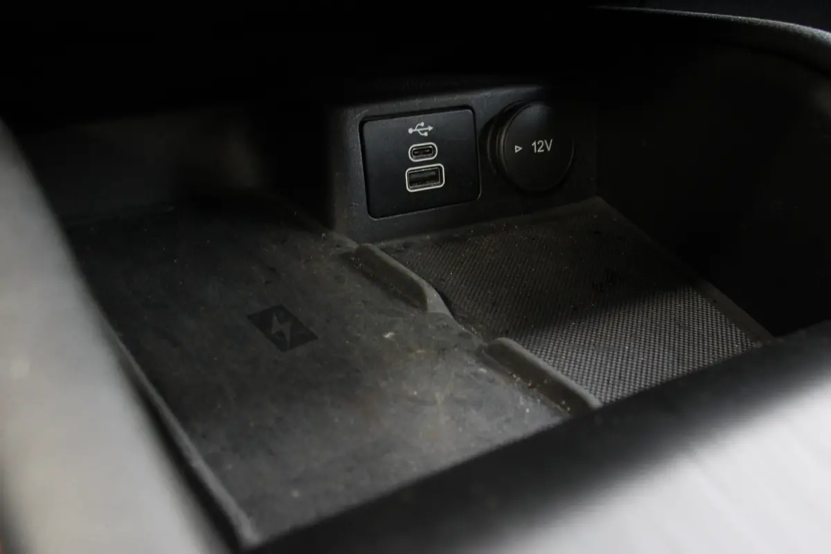 2.5 PHEV ST-Line | NL-AUTO! | 1 EIGENAAR! | WINTERPACK | CAMERA | APPLE CARPLAY & ANDROID AUTO | STANDKACHEL | NAVI | CLIMA | CRUISE | PARK SENS V+A | DEALER OH! | PRACHTIGE STAAT!