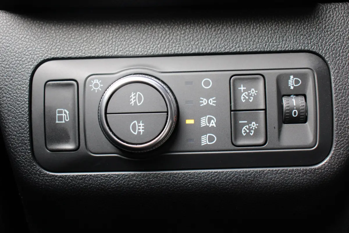 2.5 PHEV ST-Line | NL-AUTO! | 1 EIGENAAR! | WINTERPACK | CAMERA | APPLE CARPLAY & ANDROID AUTO | STANDKACHEL | NAVI | CLIMA | CRUISE | PARK SENS V+A | DEALER OH! | PRACHTIGE STAAT!