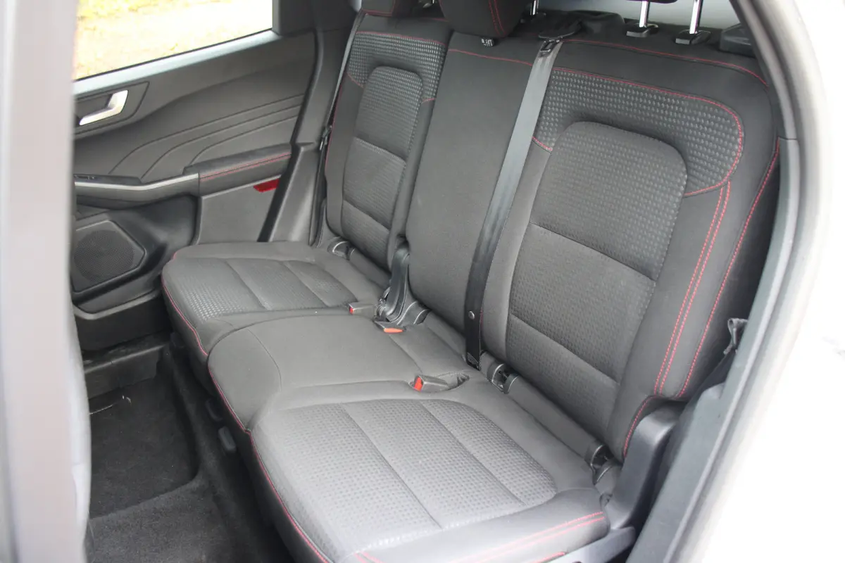2.5 PHEV ST-Line | NL-AUTO! | 1 EIGENAAR! | WINTERPACK | CAMERA | APPLE CARPLAY & ANDROID AUTO | STANDKACHEL | NAVI | CLIMA | CRUISE | PARK SENS V+A | DEALER OH! | PRACHTIGE STAAT!