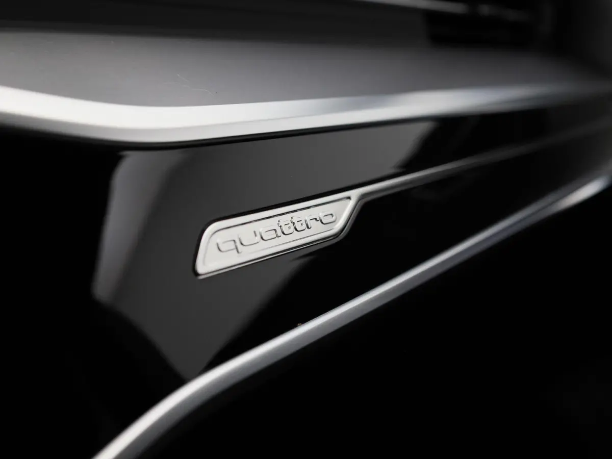 50 TFSI e quattro Pro Line S 299 PK l Adaptive cruise control | Navigatie | Bang & Olufsen | Climate Control l Head-up display l Uitgebreide voorverwarming + ventilatie | Apple Carplay | And