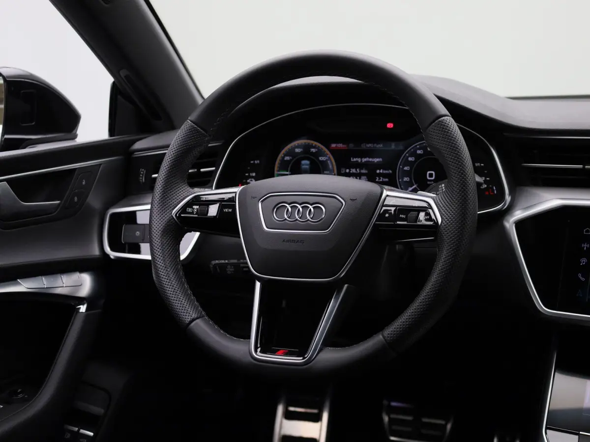 50 TFSI e quattro Pro Line S 299 PK l Adaptive cruise control | Navigatie | Bang & Olufsen | Climate Control l Head-up display l Uitgebreide voorverwarming + ventilatie | Apple Carplay | And