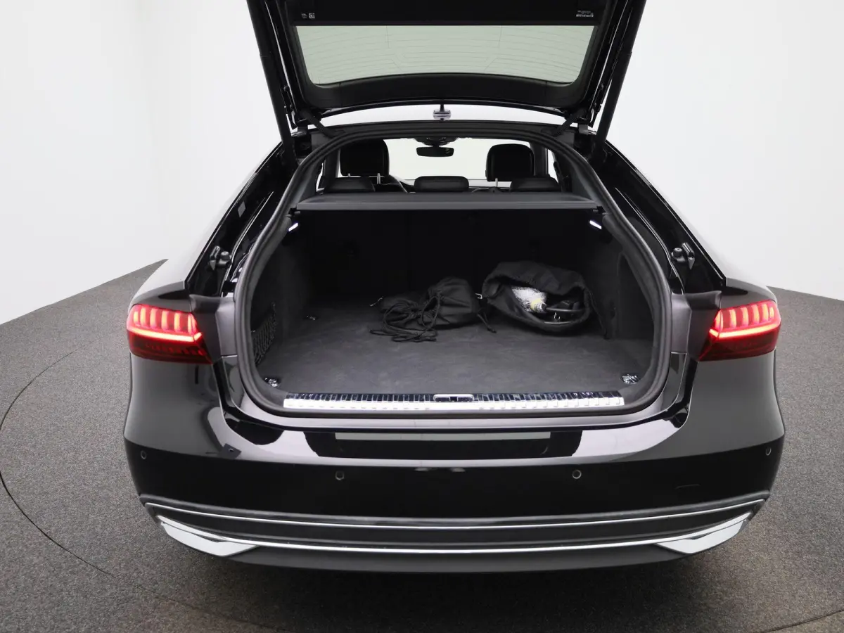50 TFSI e quattro Pro Line S 299 PK l Adaptive cruise control | Navigatie | Bang & Olufsen | Climate Control l Head-up display l Uitgebreide voorverwarming + ventilatie | Apple Carplay | And