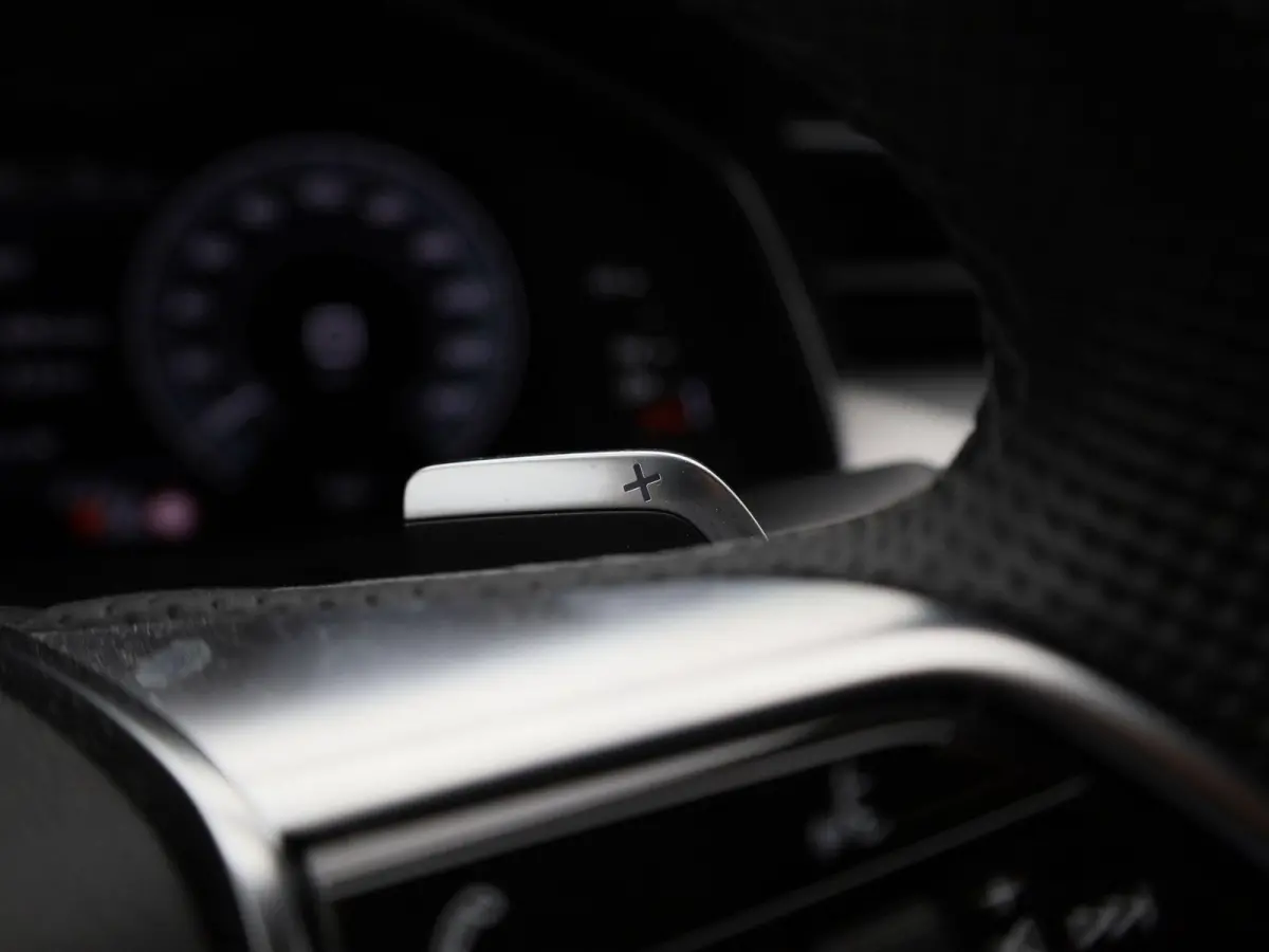50 TFSI e quattro Pro Line S 299 PK l Adaptive cruise control | Navigatie | Bang & Olufsen | Climate Control l Head-up display l Uitgebreide voorverwarming + ventilatie | Apple Carplay | And
