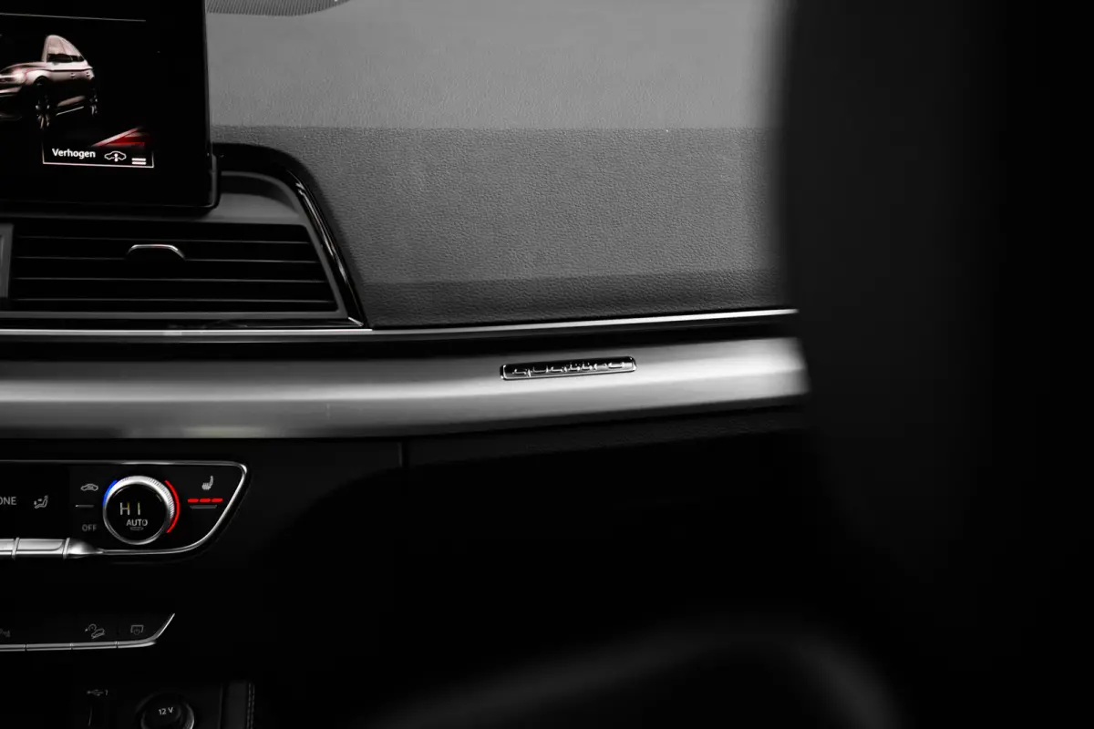 50TFSI e S edition competition Luchtvering | Panoramadak | Stylingpakket Carbon | 360 graden camera | Matrix LED koplampen | Optiek Pakket Zwart Plus | Privacy Glas