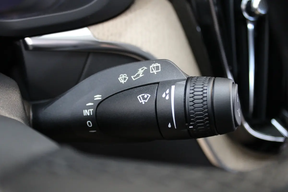 T6 350PK Plus Dark | 21'' Velgen | 360° Camera | Getint Glas | Verwarmbare voorruit | Adap Cruise | HK audio | Memory
