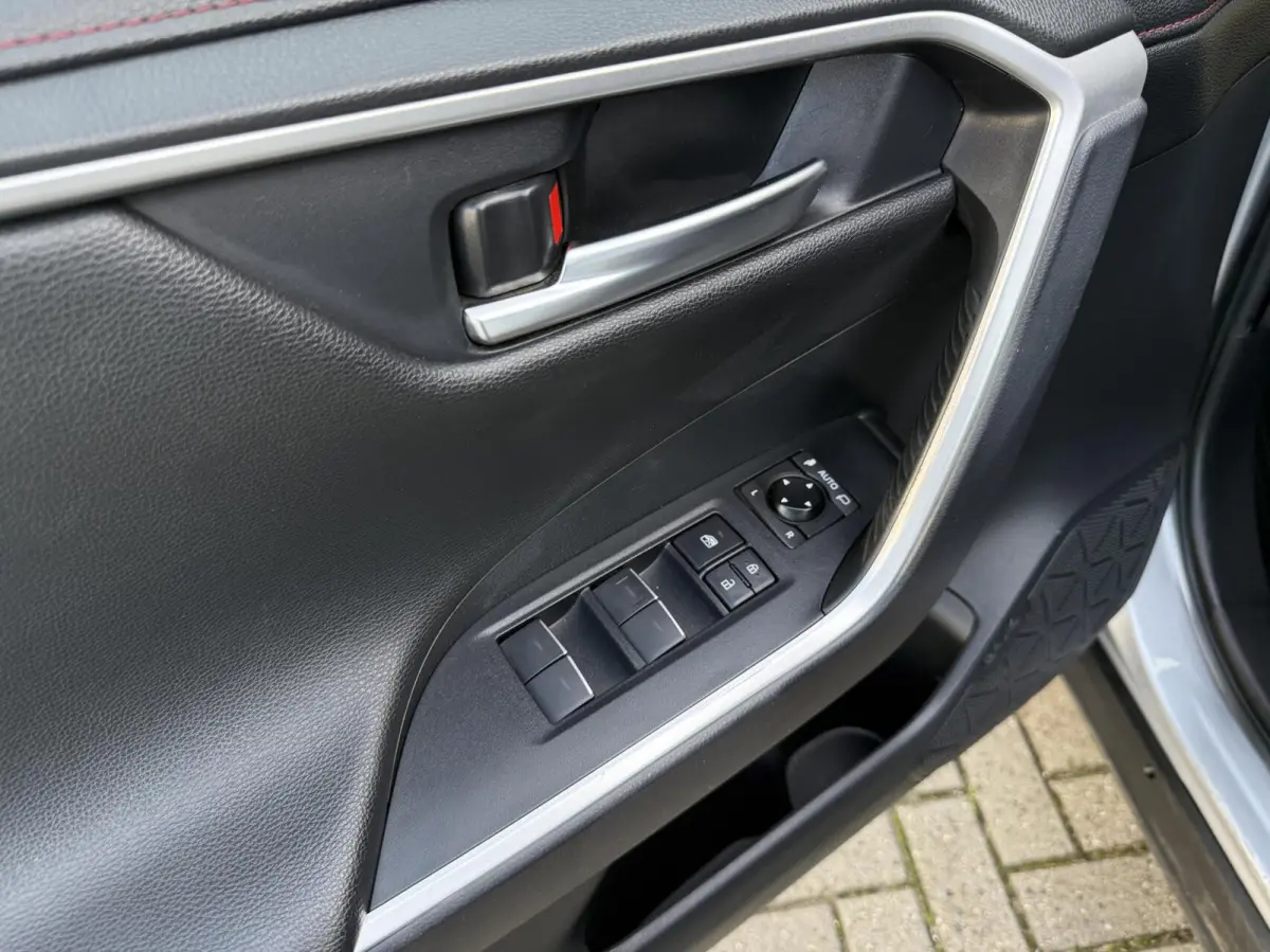 2.5 Plug-in Hybrid AWD Leer stoel/stuurverw Led Apple Camera