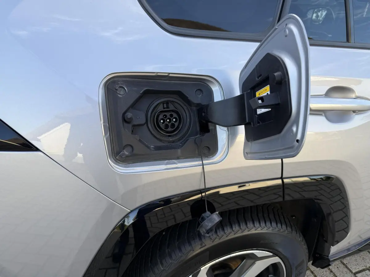 2.5 Plug-in Hybrid AWD Leer stoel/stuurverw Led Apple Camera