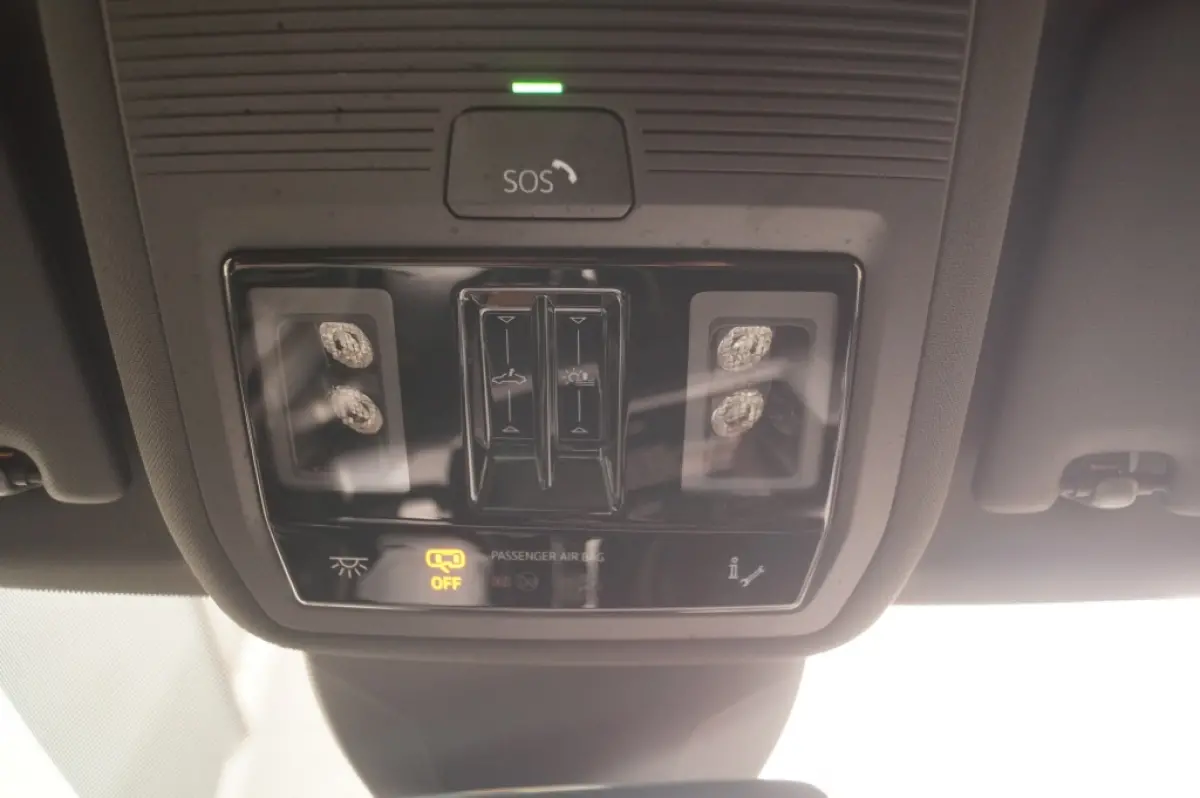 40 S-Line Edition 77kWh -SOH95%-PANO-ECC-NAVI-PDC-