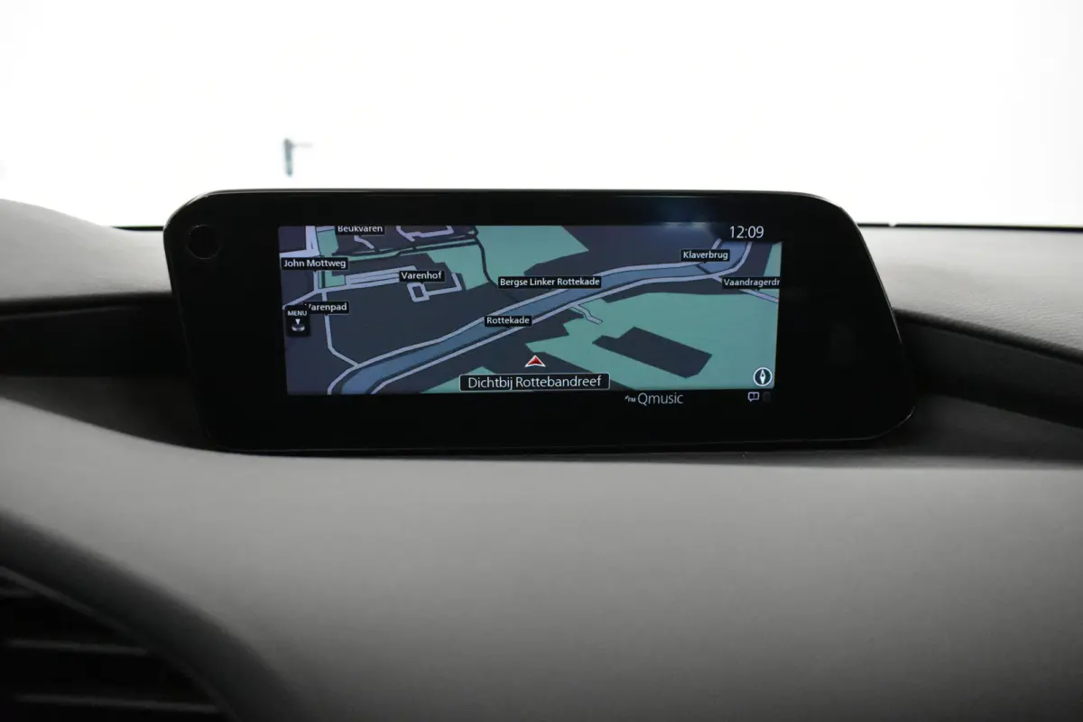 2.0 e-SkyActiv-X M Hybrid 180 PKLuxury Trekh 360ºCamera Bose Vol Leder dodeh detec