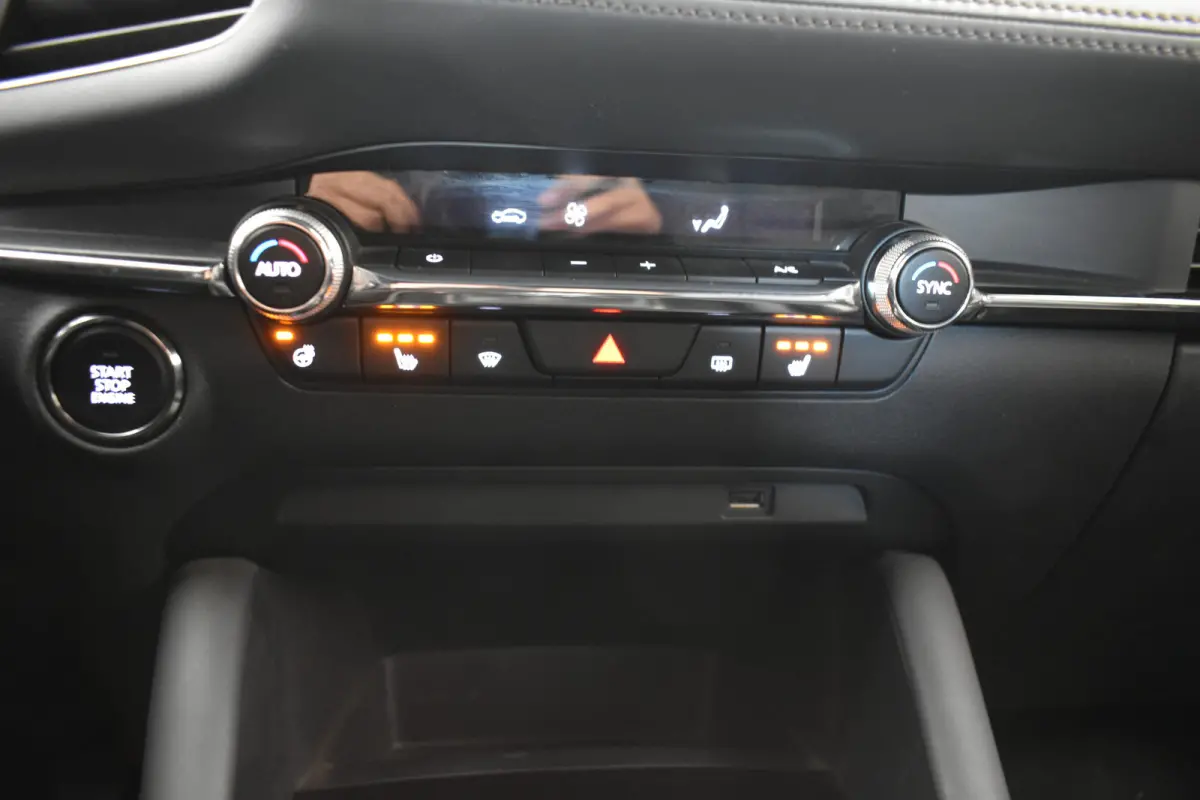2.0 e-SkyActiv-X M Hybrid 180 PKLuxury Trekh 360ºCamera Bose Vol Leder dodeh detec