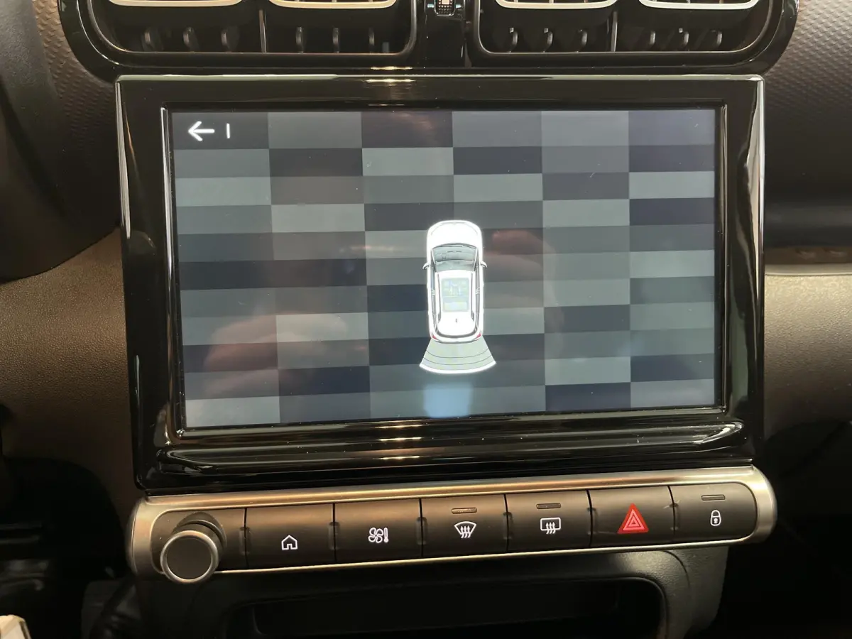 1.2 PureTech Feel | Nav | Apple Carplay/Android Auto | Parkeersensor achter |
